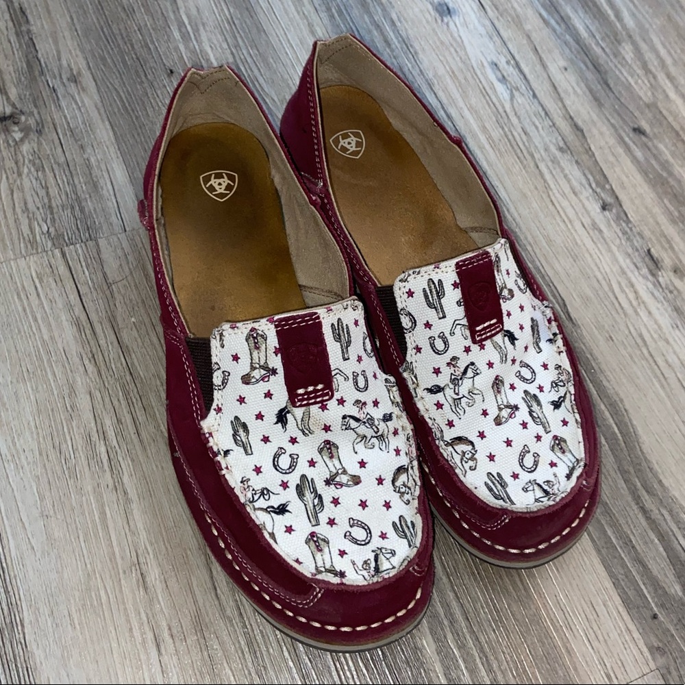Ariat Cruisers